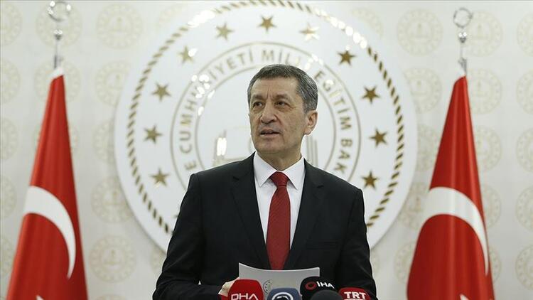 Milli Eğitim Bakanı lise öğrencilerine müjdeyi verdi