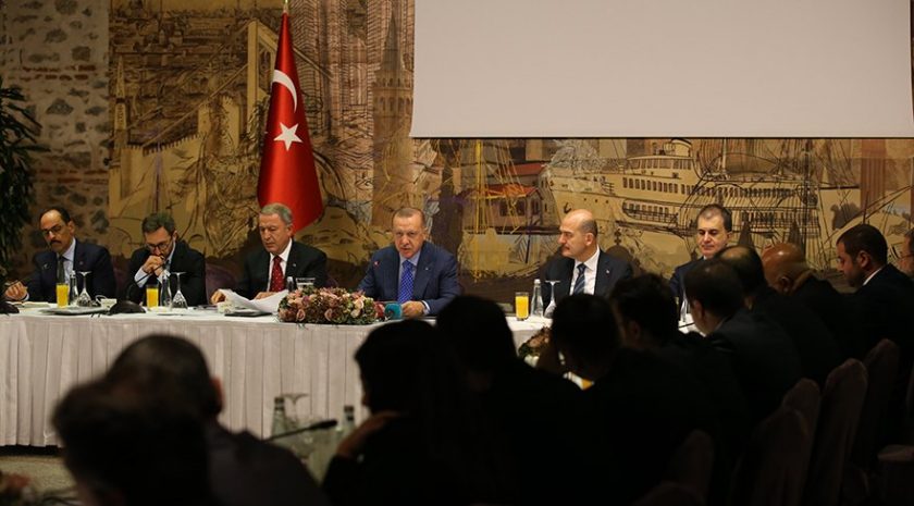 Erdoğan medya yöneticileriyle bir araya geldi