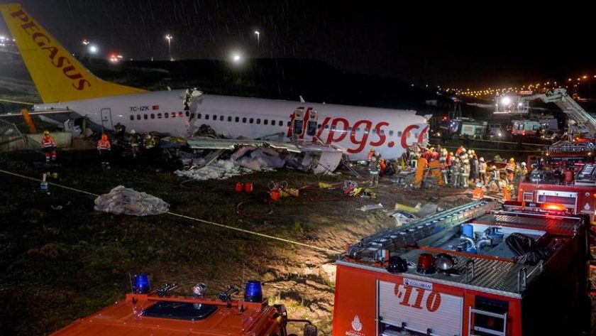 Sabiha Gökçen Havalimanı'nda uçak kazası