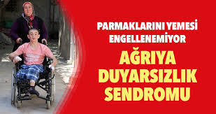 Parmaklarını yemesi engellenemiyor