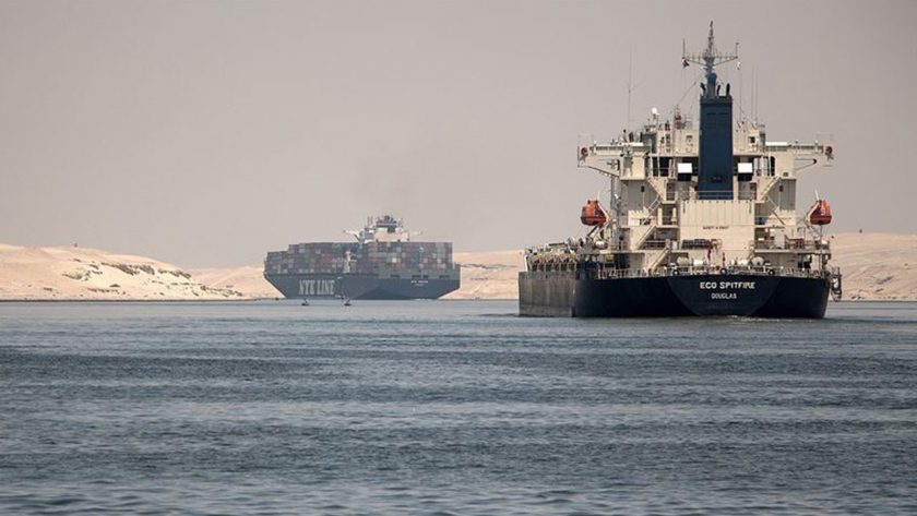 Süveyş Kanalı'nda Mahsur KalanKonteyner Gemisinin Boşaltılması Haftalar Alabilir.