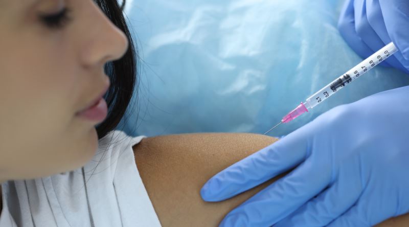 Aşının Yan Etkileri  Neden Bazı Kişilerde Şiddetli Yan Etkiler Görülür