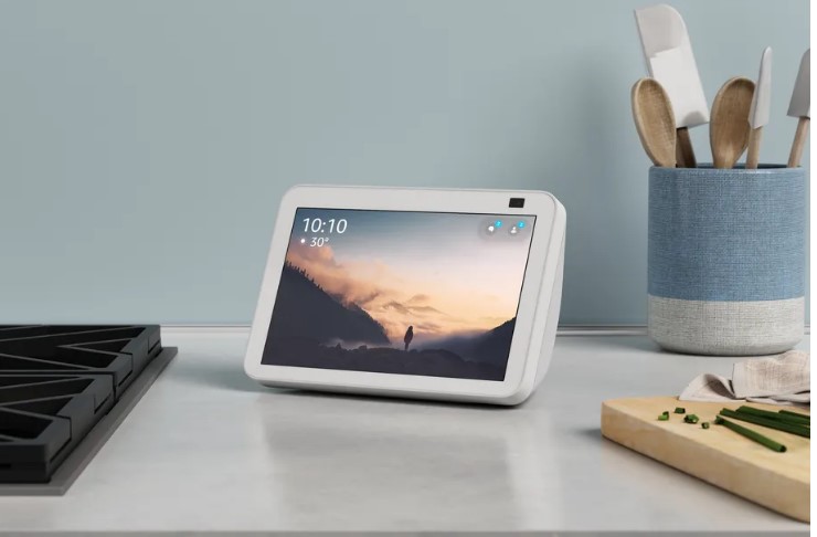 To power that trick and some other new software features, Amazon says there’s a new “octa-core” processor inside the Echo Show 8. Otherwise, it’s the same Echo Show 8 that we reviewed in 2019, with dual speakers and a choice of either white or charcoal gray. It still sells at the same price, $129.99.