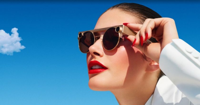 Snap Spectacles Akıllı Gözlük  Şirketi Satın Aldı 