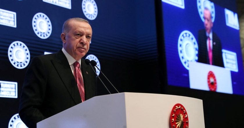 Erdoğan Rekor Yıllık Enflasyonun Ardından İstatistik Başkanını Görevden Aldı