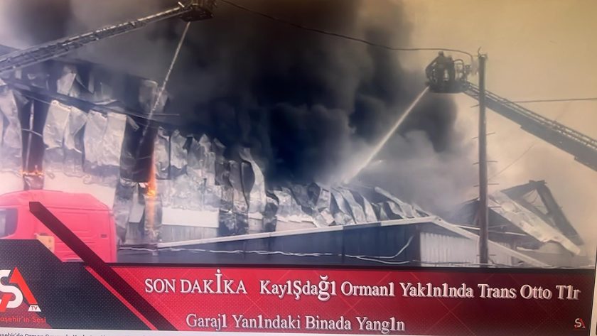 Ataşehir’de Orman Sınırında Korkutan Yangın Kayışdağı Ormanı Tehlike Atlattı