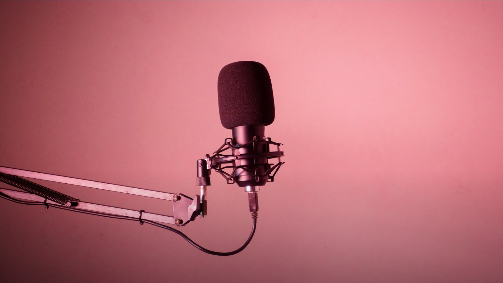 YouTube’un Podcast Yayıncılarına Video İçin Para Teklif Ettiği Bildiriliyor